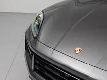 Porsche Cayenne E-Hybrid Coupé in quarzitgraumetallic