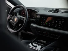 Porsche Cayenne E-Hybrid Coupé in quarzitgraumetallic