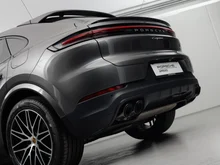 Porsche Cayenne E-Hybrid Coupé in quarzitgraumetallic