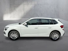 Škoda Kamiq Selection TSI DSG in Moon-Weiß Metallic