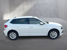 Škoda Kamiq Selection TSI DSG in Moon-Weiß Metallic