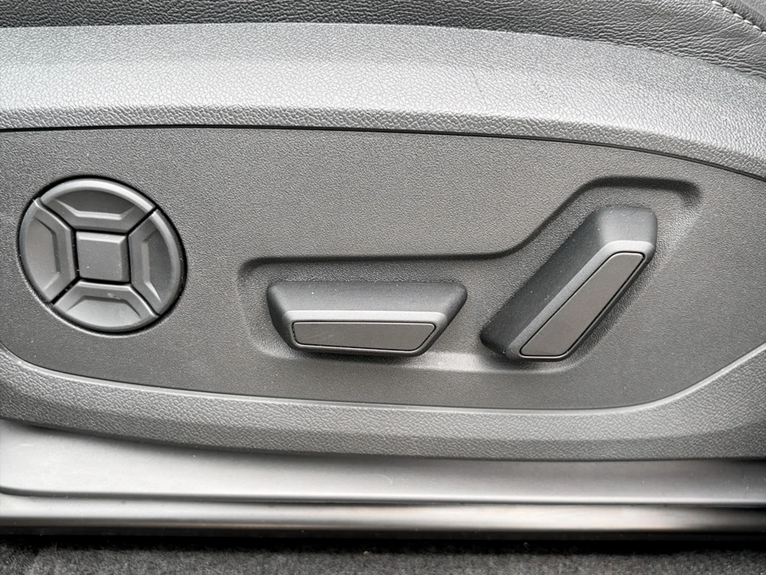 Bild eines Audi Q6 Sportback e-tron quattro