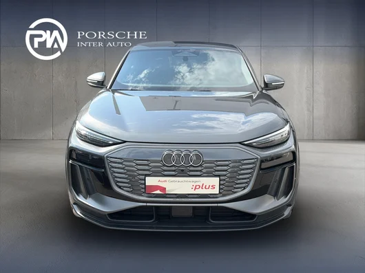 Bild eines Audi Q6 Sportback e-tron quattro