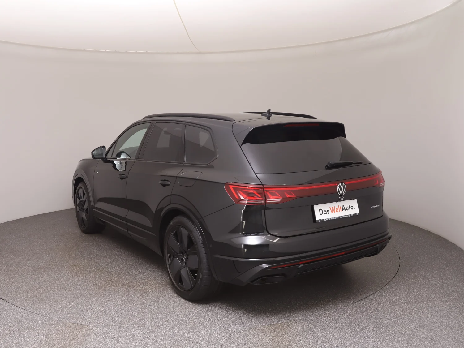 Bild eines VW Touareg R eHybrid TSI 4MOTION