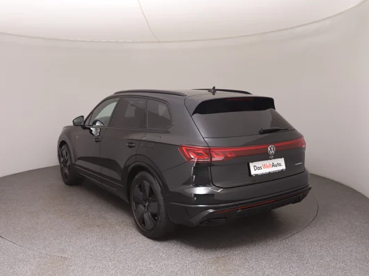Bild eines VW Touareg R eHybrid TSI 4MOTION