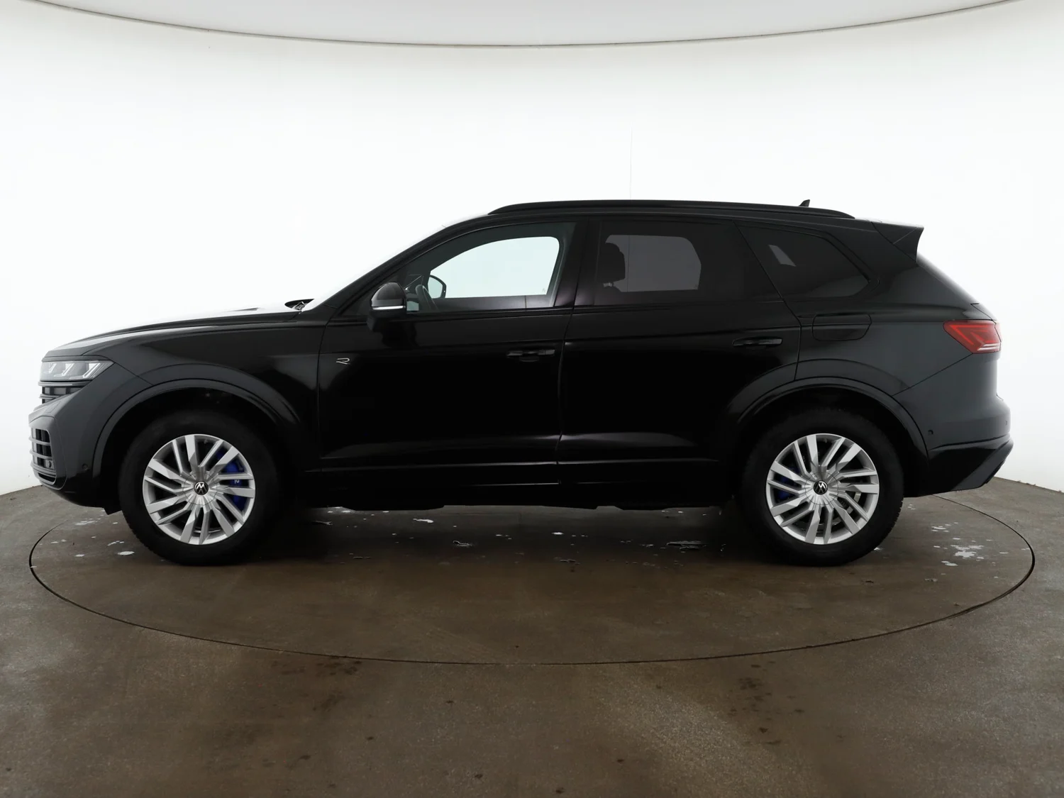 Bild eines VW Touareg R eHybrid TSI 4MOTION