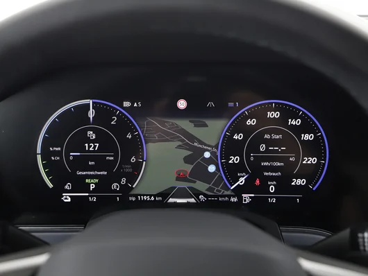 Bild eines VW Touareg R eHybrid TSI 4MOTION