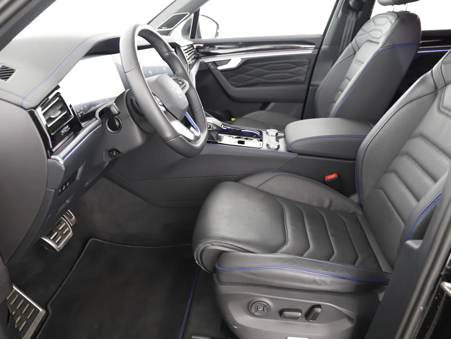Bild eines VW Touareg R eHybrid TSI 4MOTION
