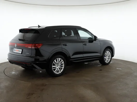 Bild eines VW Touareg R eHybrid TSI 4MOTION
