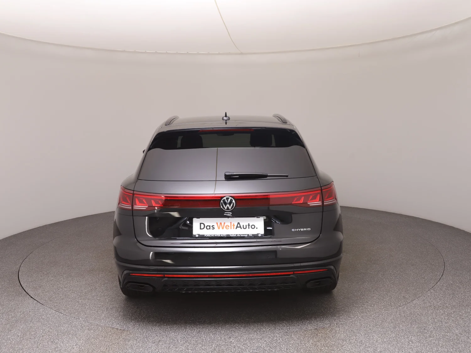 Bild eines VW Touareg R eHybrid TSI 4MOTION