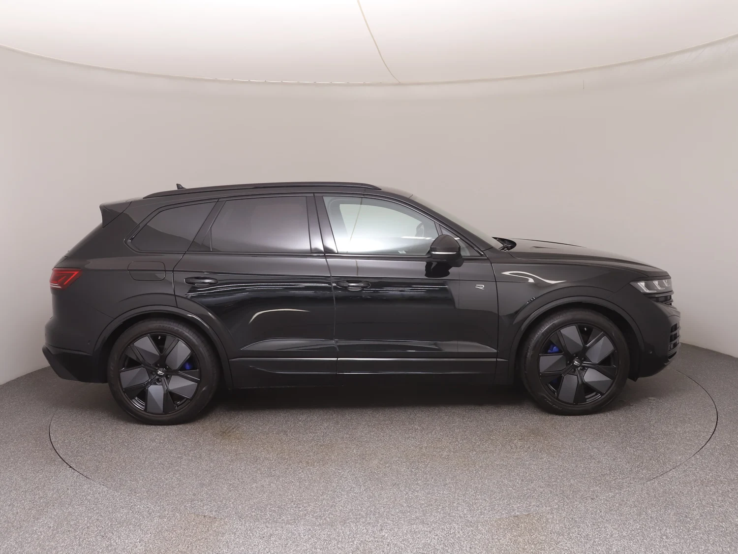 Bild eines VW Touareg R eHybrid TSI 4MOTION