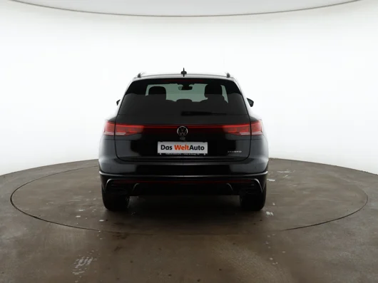 Bild eines VW Touareg R eHybrid TSI 4MOTION