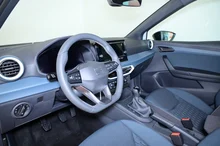 SEAT Arona Style 1.0 TSI in Oniric-Grau Dach Nacht-Schwarz