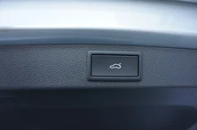 Škoda Karoq 4x4 Sportline TDI DSG in Smokey Diamond-Silber Metallic