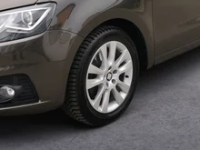 Thumbnail-Foto von Fahrzeug