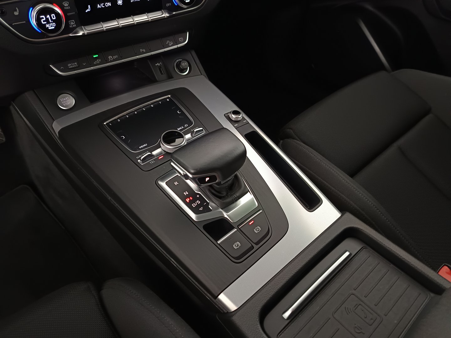 Audi Q5 50 TFSI e quattro Sport | Bild 29 von 33