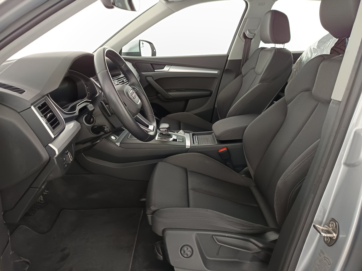 Audi Q5 50 TFSI e quattro Sport | Bild 13 von 33