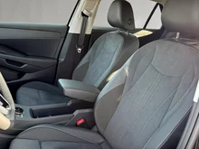 VW T-Roc Style eTSI DSG in Grenadillschwarz Metallic