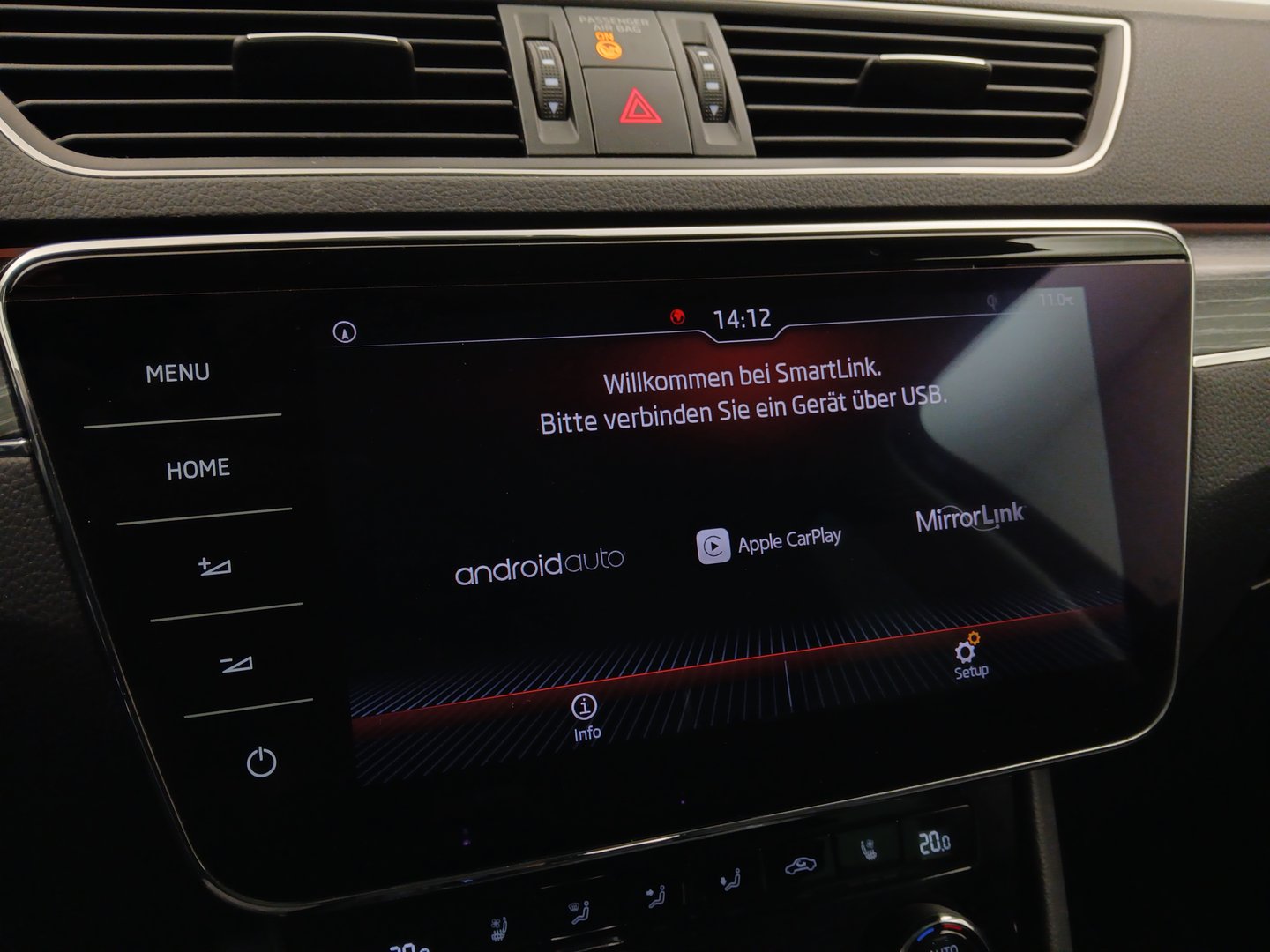 Škoda SUPERB Combi 4x4 Style TDI DSG | Bild 21 von 36