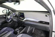VW ID.4 Pro Performance 150 kW 1st in weiss - metallic