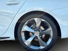 CUPRA Leon SP Kombi 2.0 TDI DSG in Nevada-Weiß Metallic