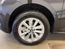Škoda Kamiq Selection TSI DSG in Black-Magic Perleffekt