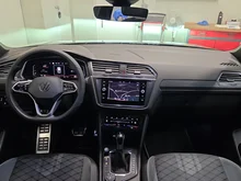 VW Tiguan Allspace R-Line TDI 4MOTION DSG in Platinum Grey Met.