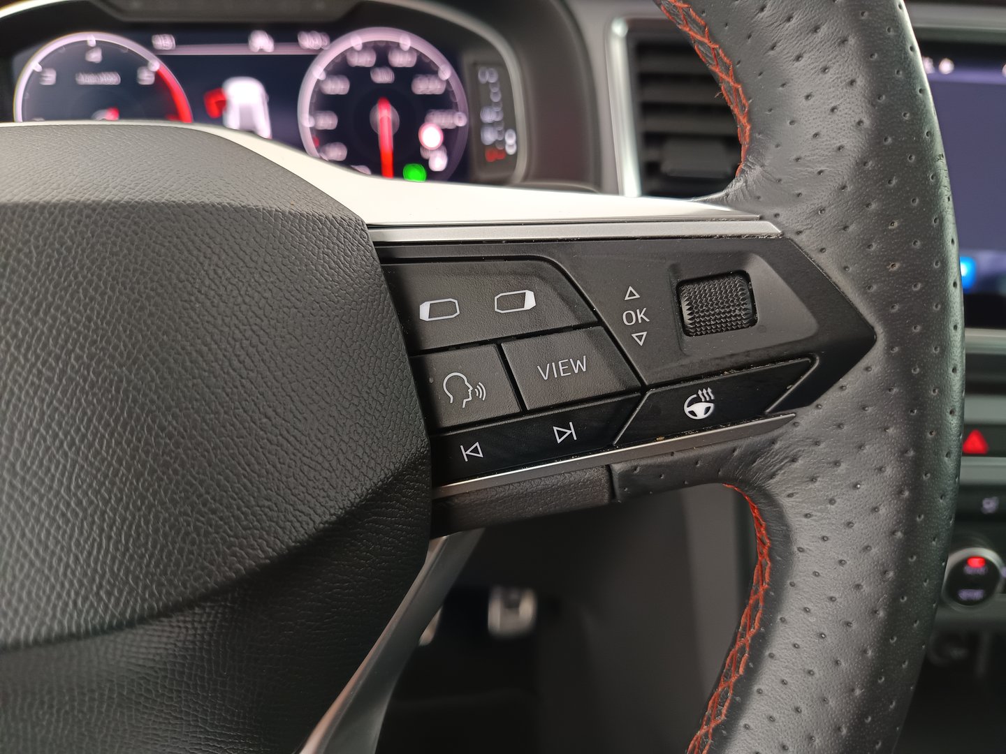 SEAT Ateca FR 2.0 TDI DSG | Bild 17 von 35