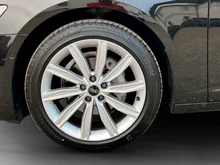 Audi A6 Avant 40 TDI quattro Sport in MYTHOSSCHWARZ METALLIC