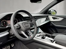 Audi Q8 e-hybrid quattro 290 kW in Mythosschwarz Metallic
