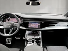 Audi Q8 e-hybrid quattro 290 kW in Mythosschwarz Metallic