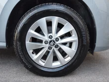 Škoda Kamiq Selection TSI in Smokey Diamond-Silber Metallic