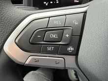 VW Polo Trend TSI in Deep Black Perleffekt