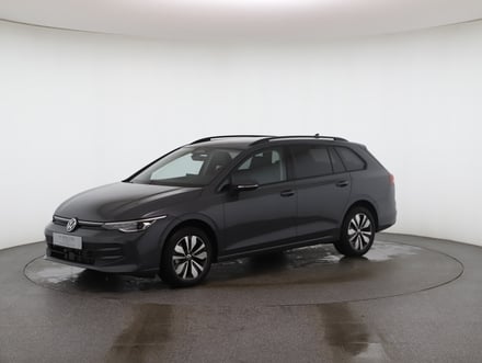 VW Golf Variant Business mHeV DSG