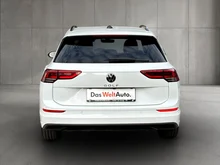 VW Golf Variant Life TDI in Pure White