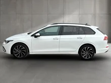 VW Golf Variant Life TDI in Pure White