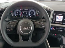 Audi A1 allstreet 30 TFSI intense in Mythosschwarz Metallic
