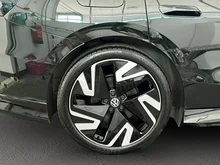 VW ID.7 Tourer GTX 4MOTION 250 kW Business in Grenadillschwarz Metallic