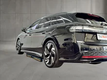 VW ID.7 Tourer GTX 4MOTION 250 kW Business in Grenadillschwarz Metallic