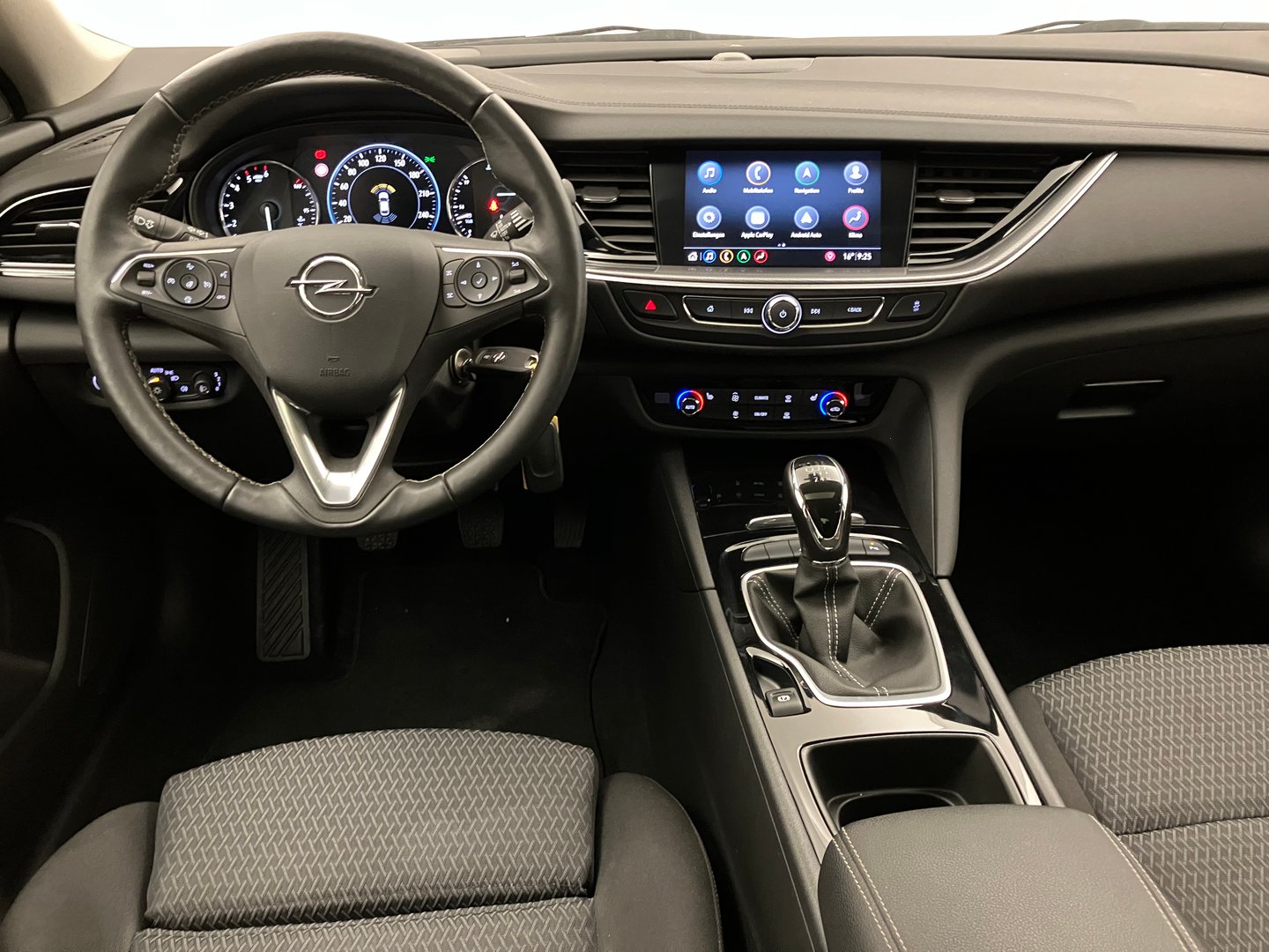 Opel Insignia GS 1,5 CDTI DVH Business | Bild 24 von 31