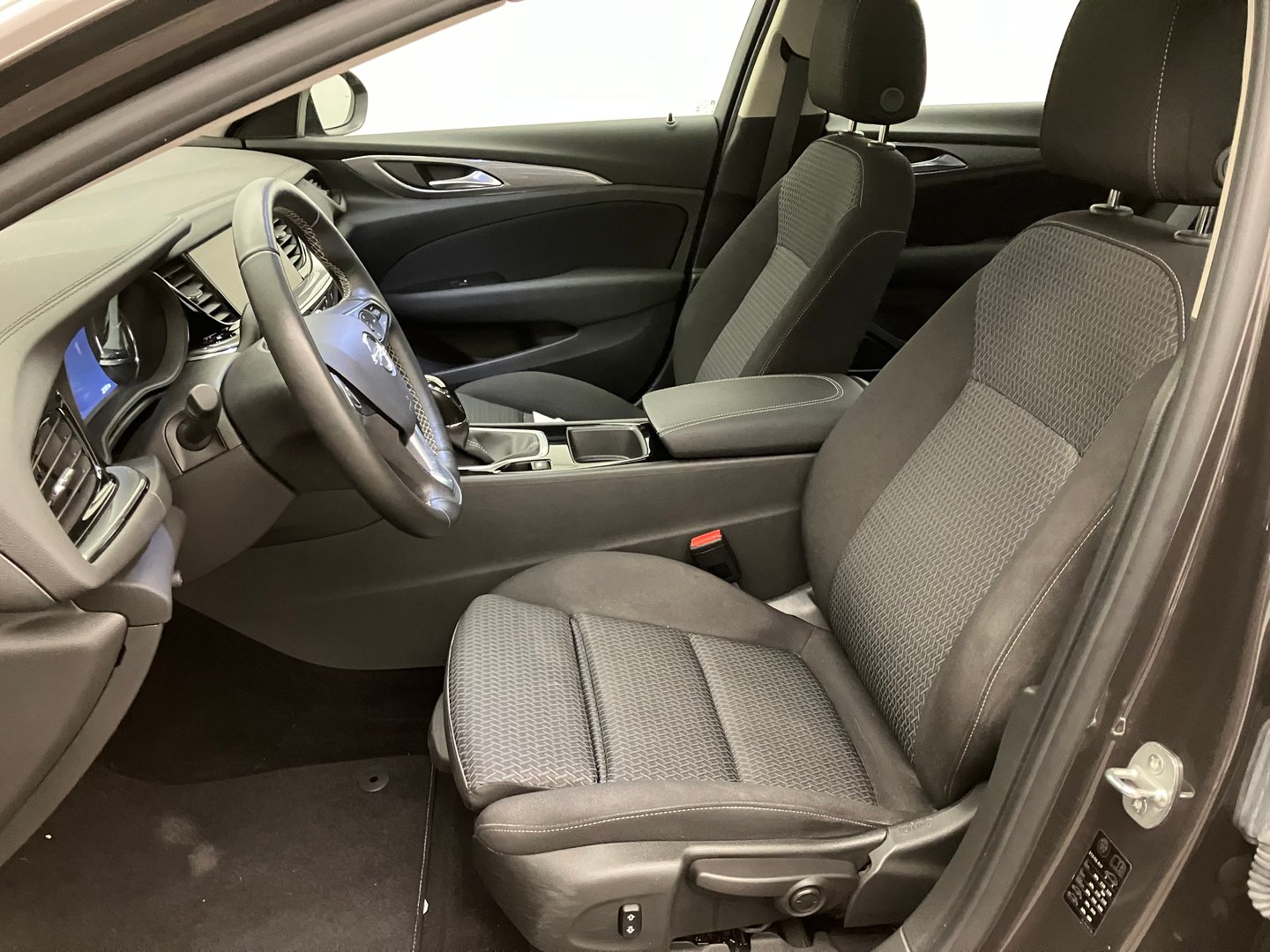 Opel Insignia GS 1,5 CDTI DVH Business | Bild 30 von 31