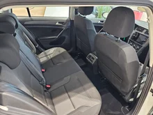 VW Golf Variant Comfortline TDI DSG in 0Q Pure White