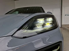 Porsche Cayenne E-Hybrid Coupé in arktikgrau