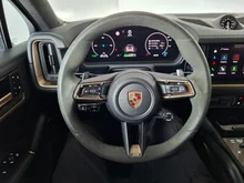 Porsche Cayenne E-Hybrid Coupé in arktikgrau