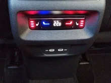VW Tiguan Sport eHybrid DSG 200 kW in Cipressino-Grün Metallic