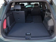 VW Tiguan Sport eHybrid DSG 200 kW in Cipressino-Grün Metallic