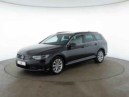 VW Passat Variant GTE