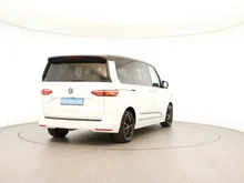 VW Multivan Edition eHybrid in Candyweiß/Dach Deepblack