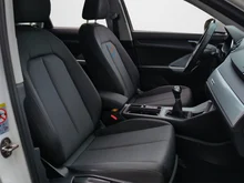 Audi Q3 35 TDI intense in Ibisweiß