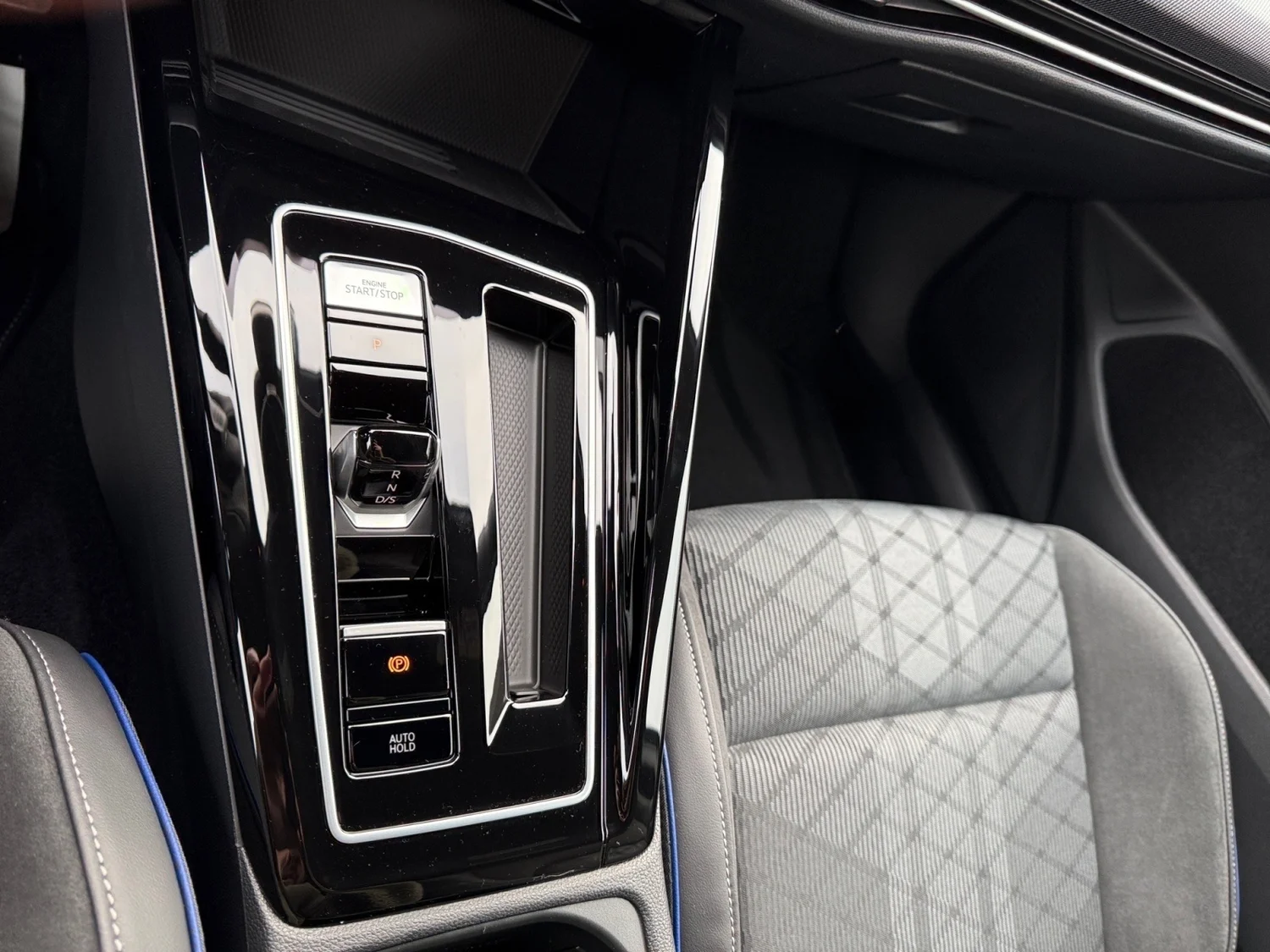 Bild eines Golf Sport mHEV TSI DSG